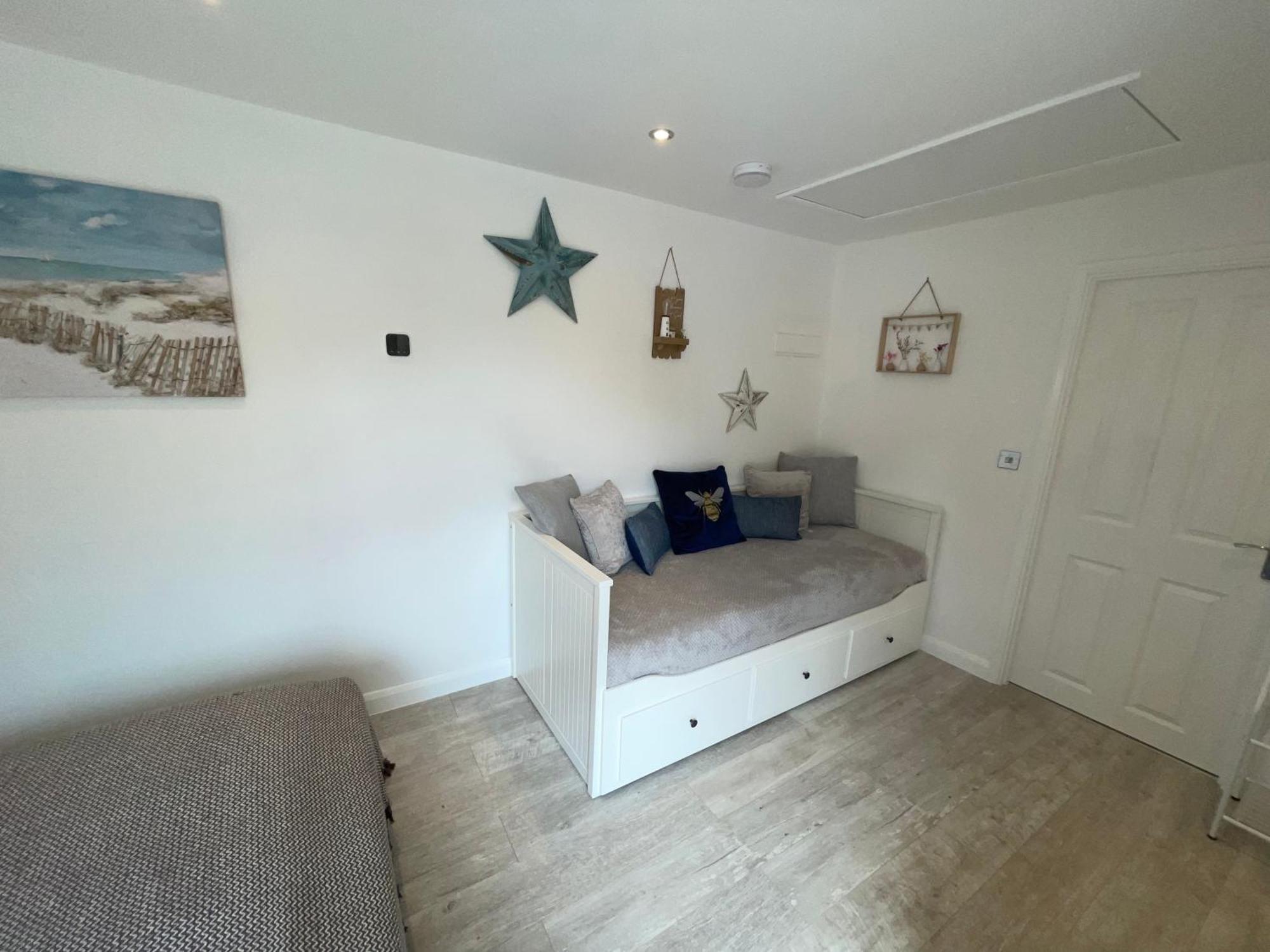 Modern Stylish Studio Flat Near Leigh On Sea. Hadleigh  Exterior photo